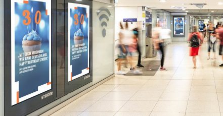 30 Jahre Public Video / DOOH, Ströer Jubiläumskampagne "Was immer uns bewegt", Motiv Deutsche Telekom (Bildquelle: Ströer SE & Co. KGaA)