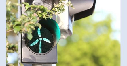 Bild: Ampel mit Windrad (Copyrights: E.ON Energie Deutschland)