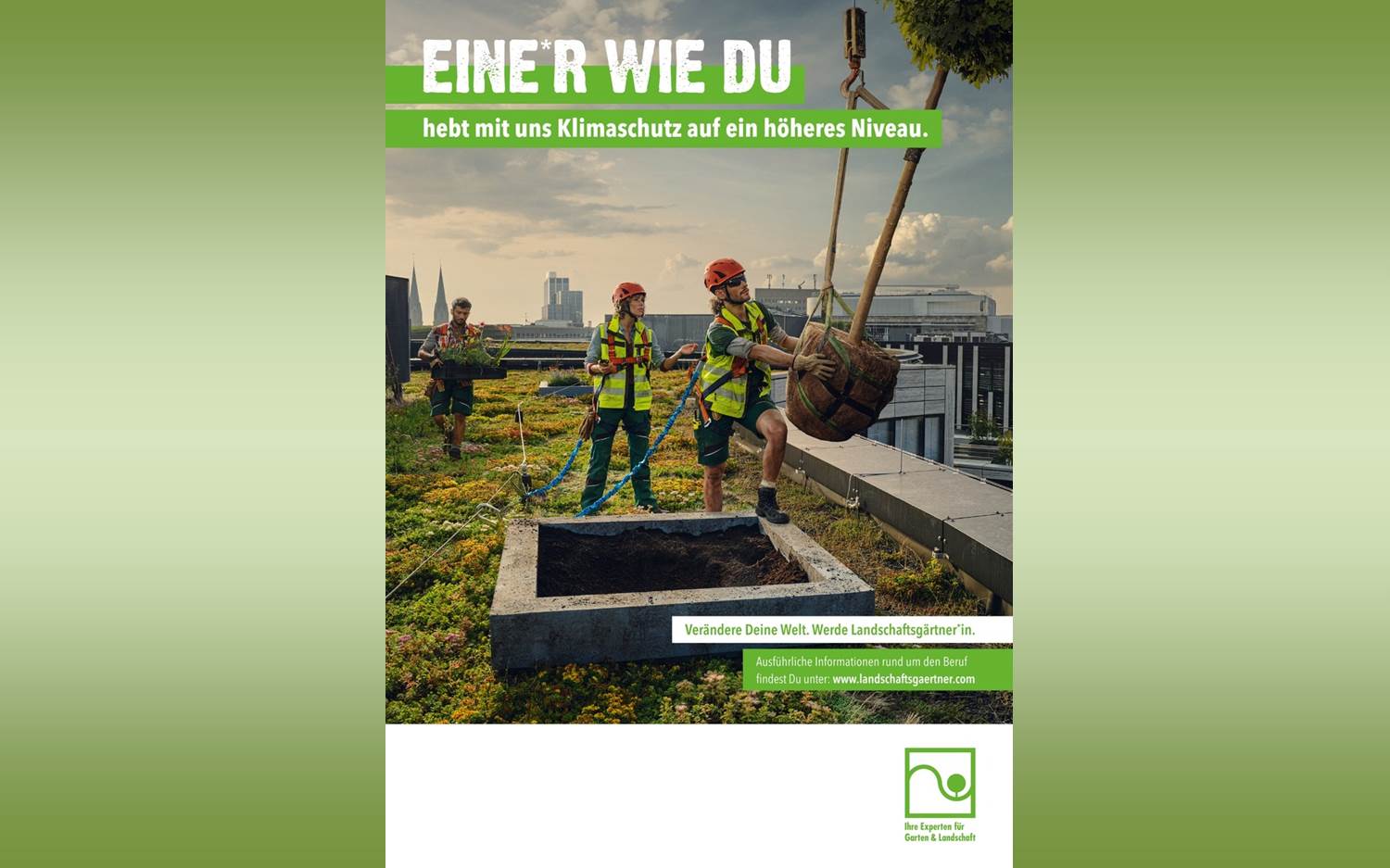 Eines der beiden neuen Motive der Nachwuchs-Werbekampagne des AuGaLa e.V. Das gezeigte Motiv stellt das Thema "Dachgrün" in den Fokus. Im Mittelpunkt des zweiten Motivs steht das Thema "Klimaanpassung in der Stadt durch Begrünung von Flächen". (Quelle / Copyrights: AuGaLa)
