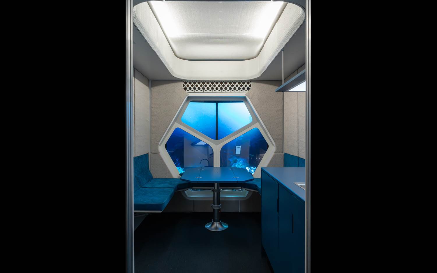 BERNINA in Space. (Bildquelle: BERNINA International AG)