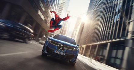 BMW Neue Klasse im neuen Kinofilm Spider Man Brand New Day, der Ende Juli weltweit in den Kinos gestartet ist (Bildquelle: BMW AG)