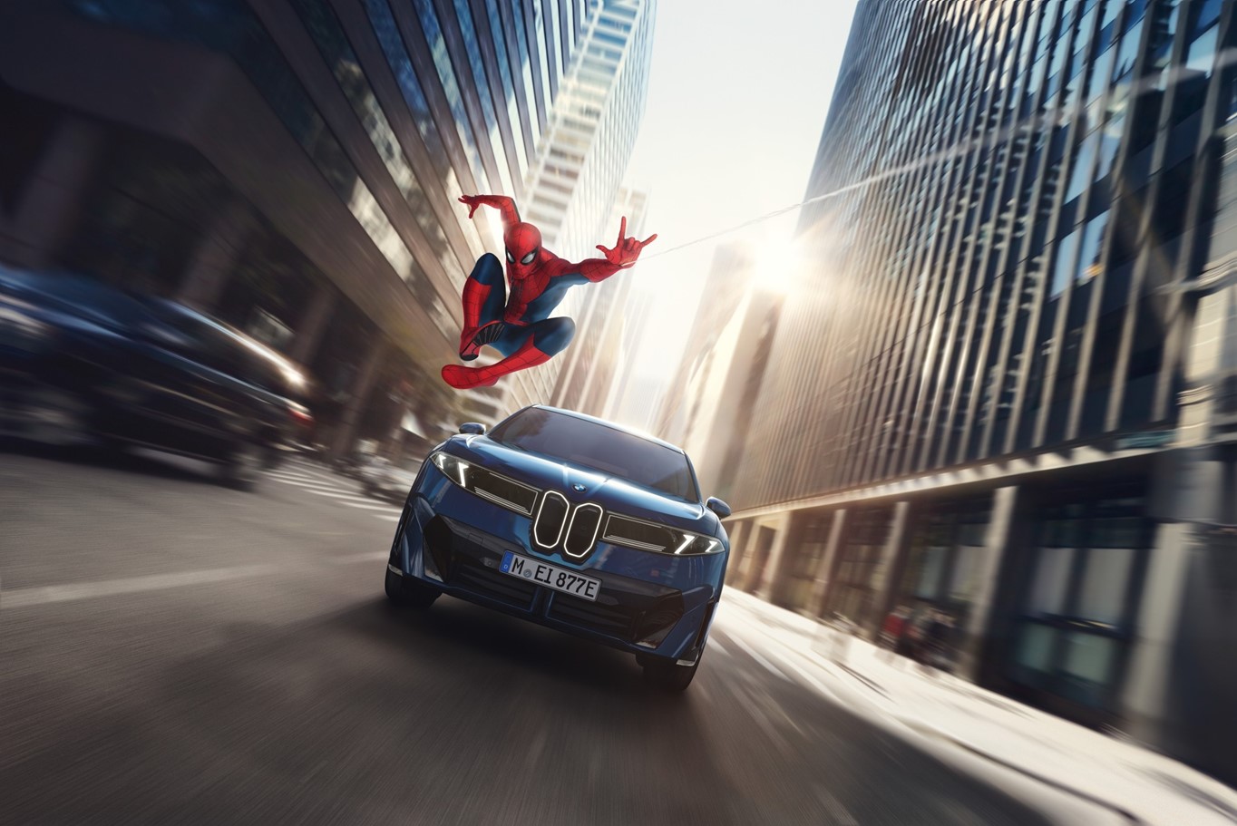 BMW Neue Klasse im Kinofilm Spider Man Brand New Day, der Ende Juli 2026 weltweit in den Kinos gestartet ist (Bildquelle: BMW AG)