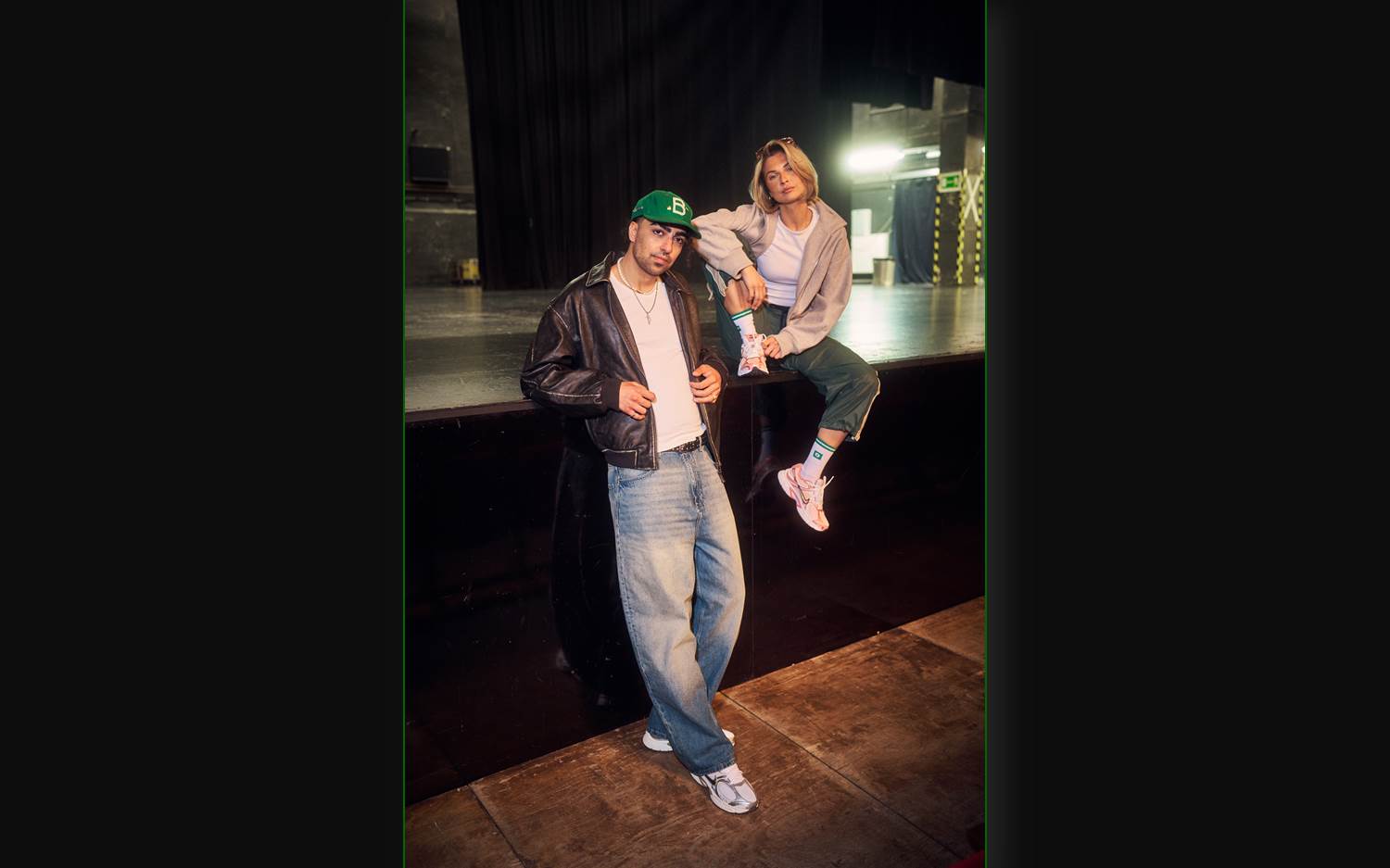 BRKN und Laura Wittek verkörpern in der neuen DEICHMANN x Nike Kampagne den Geist einer Generation, die keine Zeit mit Konventionen verschwendet. (Copyright / Foto: DEICHMANN / Jonas Kaltenkirchen)