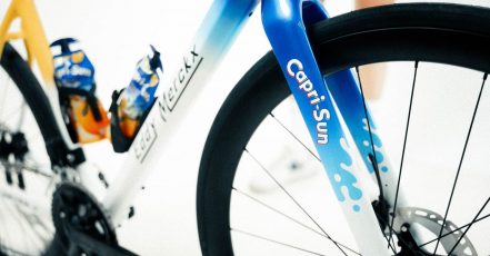 Das Rennrad für den guten Zweck von Capri-Sun x Eddy Merckx, Modell Pévèle C in der Limited Edition (Bildquelle: Capri Sun Group Holding AG)