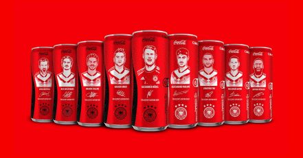 Coca-Cola-Kampagne zur Fußball-WM 2026, Spielerdosen (Copyright / Quelle: Coca-Cola GmbH)