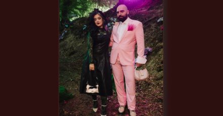 Die Content-Creatorinnen Parshad und Xhem machen den DEICHMANN Spot, der die neue Wicked 2 Kollektion bewirbt, zum Hingucker (Foto: DEICHMANN)