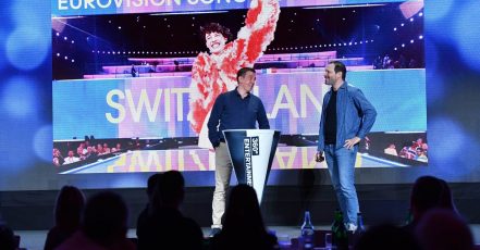 Die ESC 2025 Co-Executive-Producer Reto Peritz und Moritz Stadler teilten auf der Bühne des 360° Entertainment Forums exklusive Insights zu dem musikalischen Großevent. (Foto: Gabriele Griessenböck)