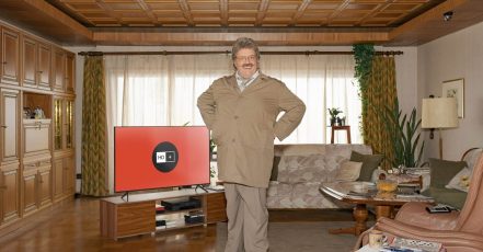 Bild: Horst Schlämmer ist zurück im deutschen Fernsehen: In der neuen Kampagne von HD+ / (Bildrechte: HD PLUS GmbH)