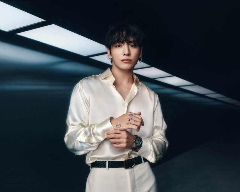 Hublot Markenbotschafter Jung Kook mit der Big Bang Original Unico