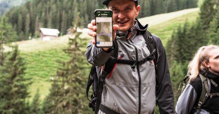 Die Outdoorplattform komoot und der Verband der Österreichischen Wanderdörfer setzen auf hochwertige Inhalte von authentischen Influencern