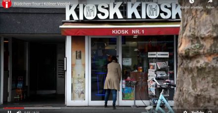 Bild: Screenshot aus dem Kölner Veedel-Video "Büdchen-Tour" mit Stephanie Biernat (Quelle / Copyrights: KölnTourismus GmbH)