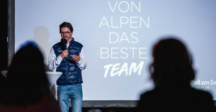 Manuel Resch, Geschäftsführer der Zell am See-Kaprun Tourismus GmbH, präsentiert das neue Konzept. (Copyrights: Zell am See-Kaprun Tourismus)