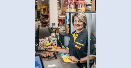 Netto Marken-Discount startet am 1. Dezember 2025 seine Spendenaktion zugunsten von Tafel Deutschland. Netto-Kunden können sich mit einer Kassen-Bon-Aufrunden- oder Pfand-Bon-Spende beteiligen. (Bildquelle: Netto)
