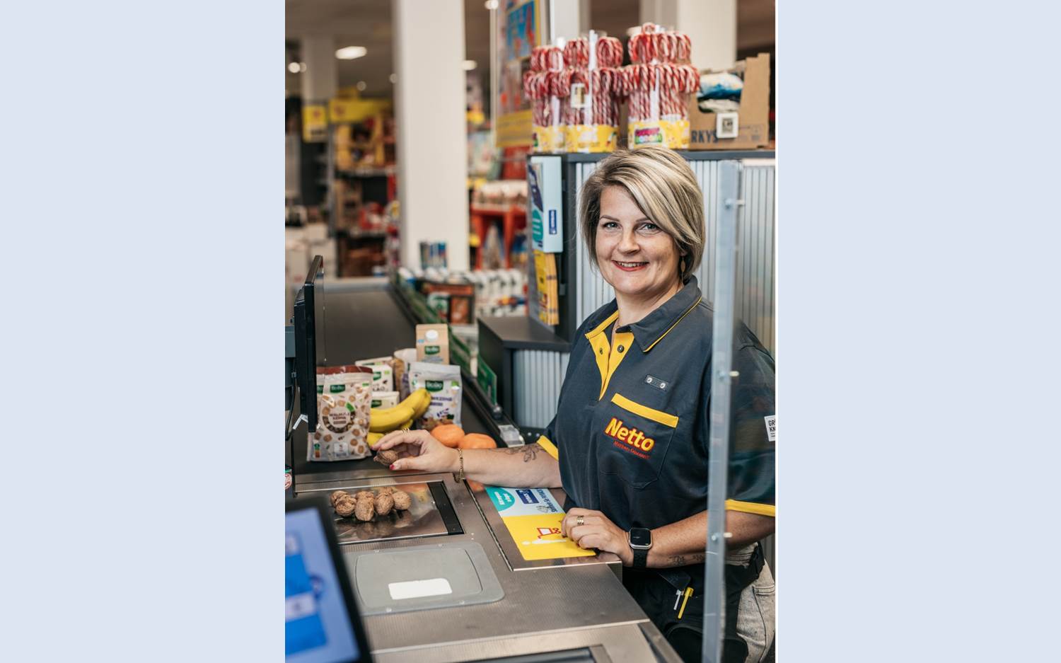Netto Marken-Discount startet am 1. Dezember 2025 seine Spendenaktion zugunsten von Tafel Deutschland. Netto-Kunden können sich mit einer Kassen-Bon-Aufrunden- oder Pfand-Bon-Spende beteiligen. (Bildquelle: Netto)