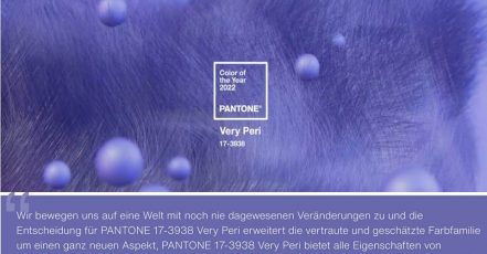 Bild: Screenshot der Pantone Website Color of the Year 2022. PANTONE 17-3938 Very Peri ist die Farbe des neuen Jahres.