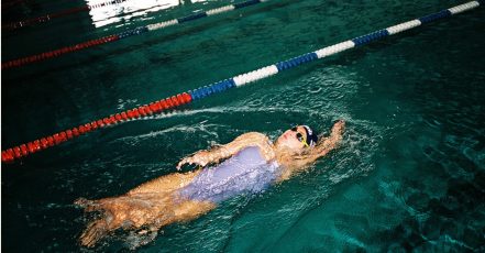 ara-Schwimmerin Gina Bötcher (Copyright: Bundesliga/Milena Zara)