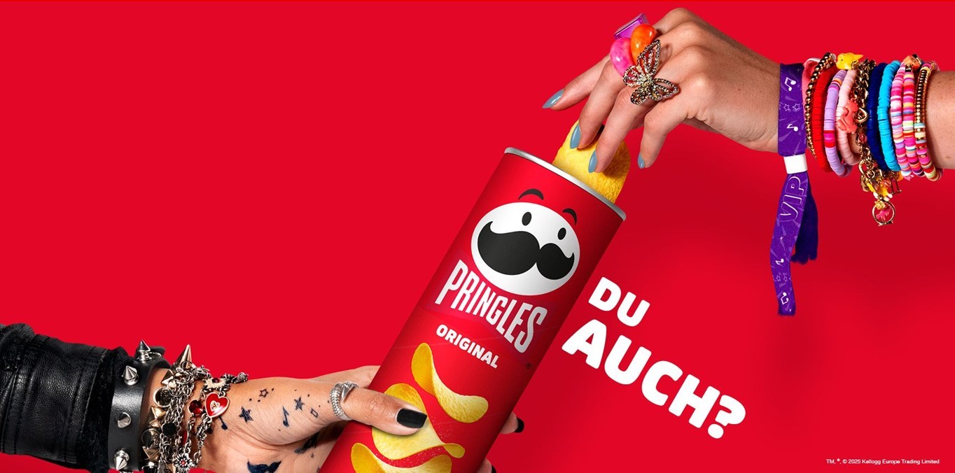Visual der neuen Pringles-Kampagne in Deutschland, Juli 2026. Social Snacking im Fokus. (Copyright: Mars Inc.)