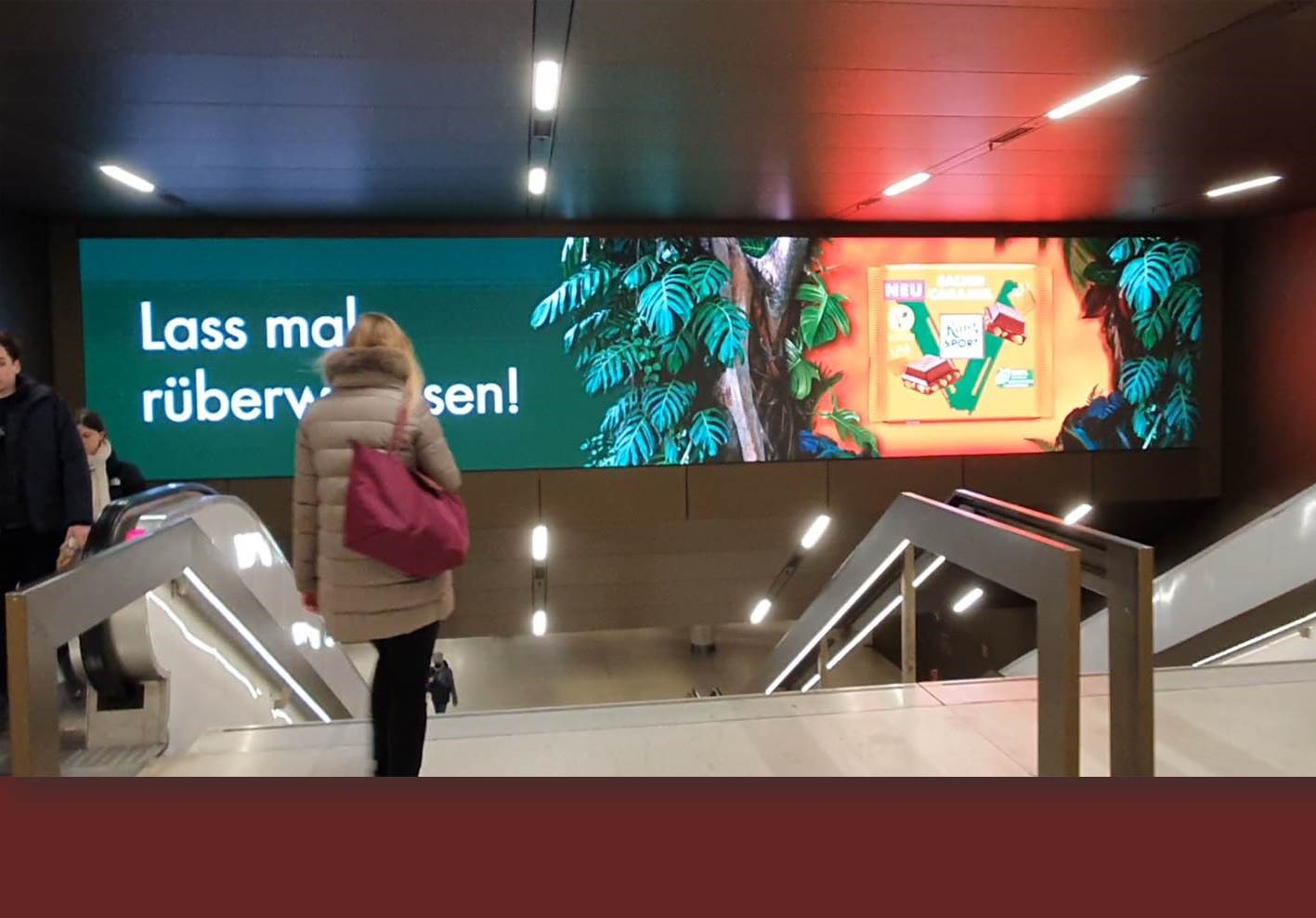 DOOH Kampagne für die neuen veganen Schokoladen von Ritter Sport. Digitale Außenwerbefläche von Ströer.
