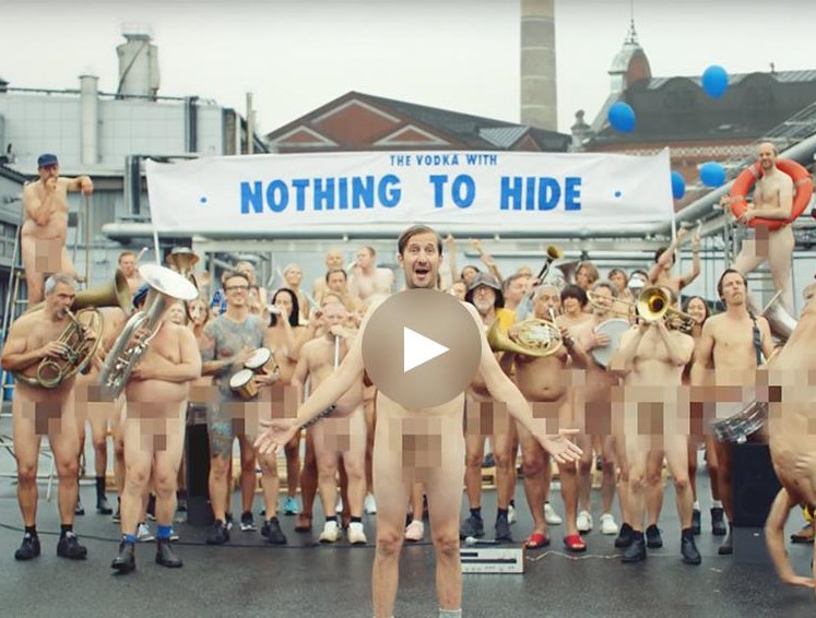Screenshot Video: https://www.absolut.com/de/nothing-to-hide/ 08.02.2018