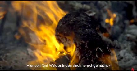 Screenshot: Zippo Kampagne "Fight Fire with Fire"_Video https://www.youtube.com/watch?v=KZB3LifEzyc&feature=youtu.be
