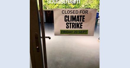 Bild: Im SodaStream Headquarter, Israel, ruht heute für einen Tag die Arbeit. Auch der Onlineshop wurde international geschlossen. (Quelle: obs/SodaStream)
