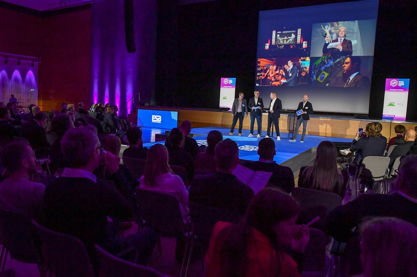 Szene der SPORT MARKE MEDIEN Konferenz in München  (Foto / Copyright: Gabriele Grießenböck)