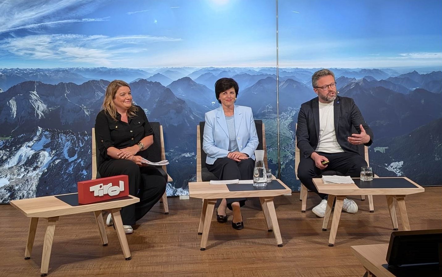 Szene vom AlpenKlimaGipfel 2025 auf der Zugspitze (Copyright: Allgäu GmbH, Klaus Fischer)