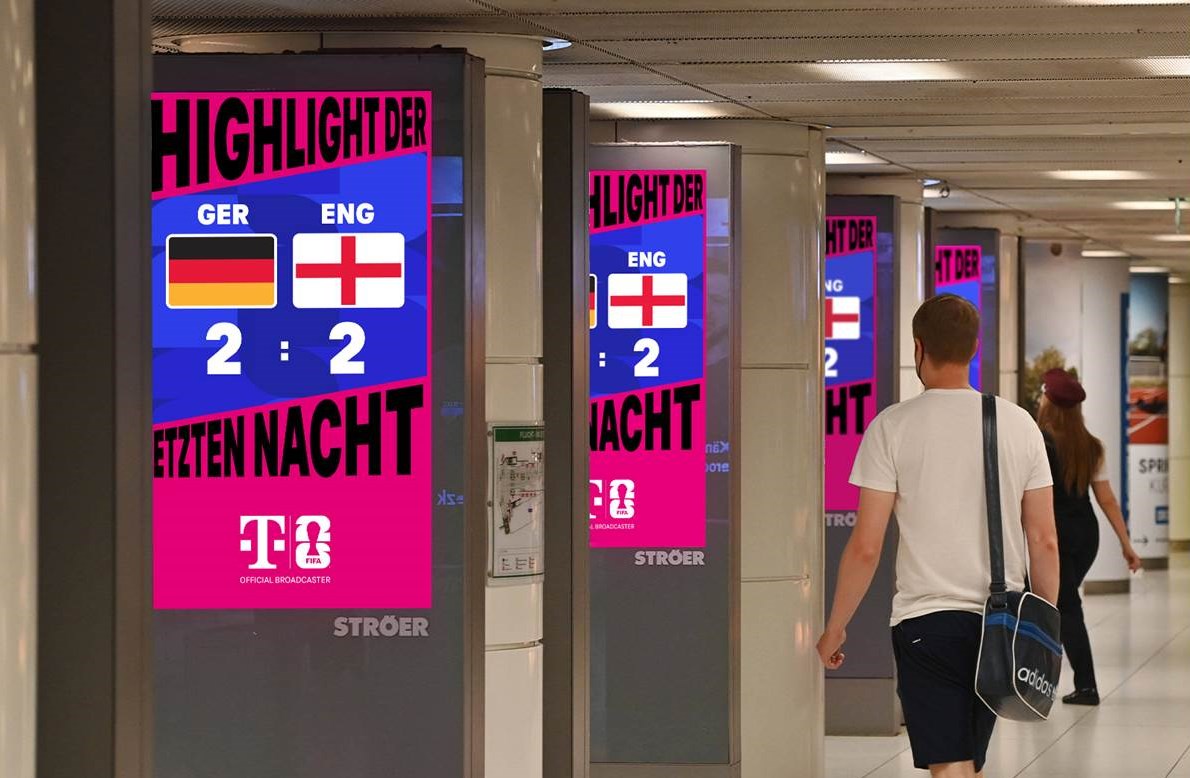 Die Telekom bringt ausgewählte Tore und Highlights der FIFA WM 2026 auf digitalen Screens von Ströer (Quelle: Telekom)