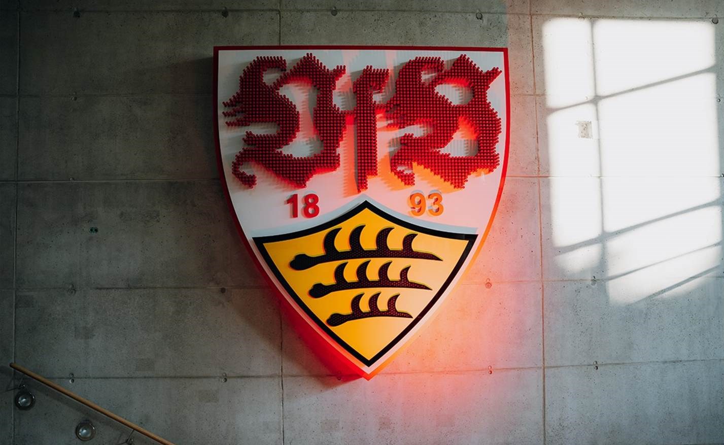 Das interaktive VfB-Wappen, so wie es aussieht, wenn alle 1893 Wunschkapseln vergeben sind (Foto / Credit: VfB)