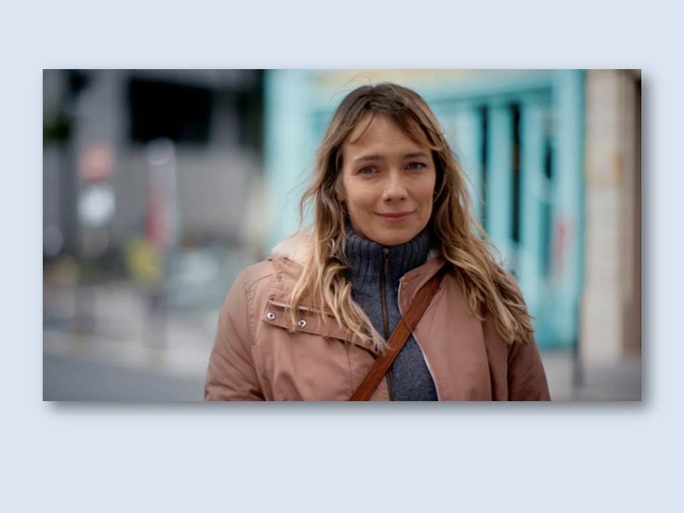 Bild: Virginie – Starke Heldin aus der Winterkampagne "The Good Life" der Fondation Abbé Pierre, kreiert von FRED & FARID Paris (Copyrights / Quelle: FRED & FARID Paris)