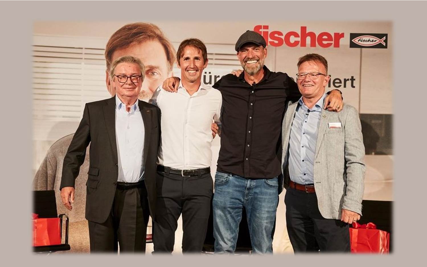 fischer 75 Jahre Jubiläum, Mitarbeiter-Event mit Jürgen Klopp (Foto: fischer/FocusonWagner und Markus Mamoser)